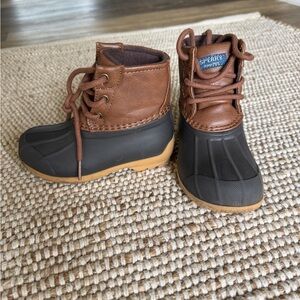 Sperry duck boots, toddle size 8